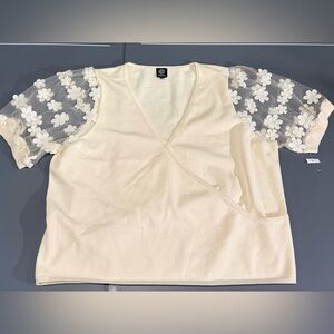 Bobeau Cream Blouse with Gray Floral Sleeves